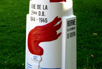 Cérémonie pour la borne Leclerc – 22 nov.